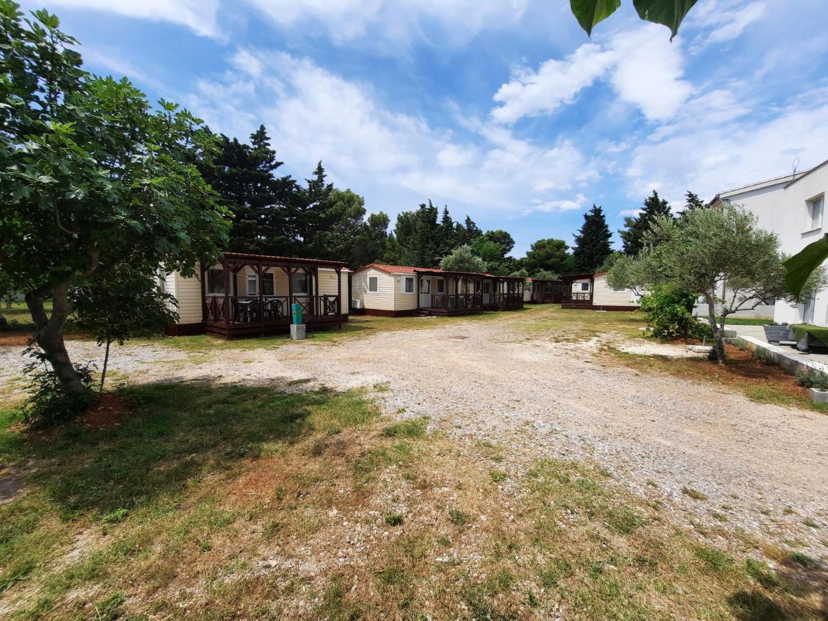 Kamp Rujno Hotel Stari Grad Kültér fotó