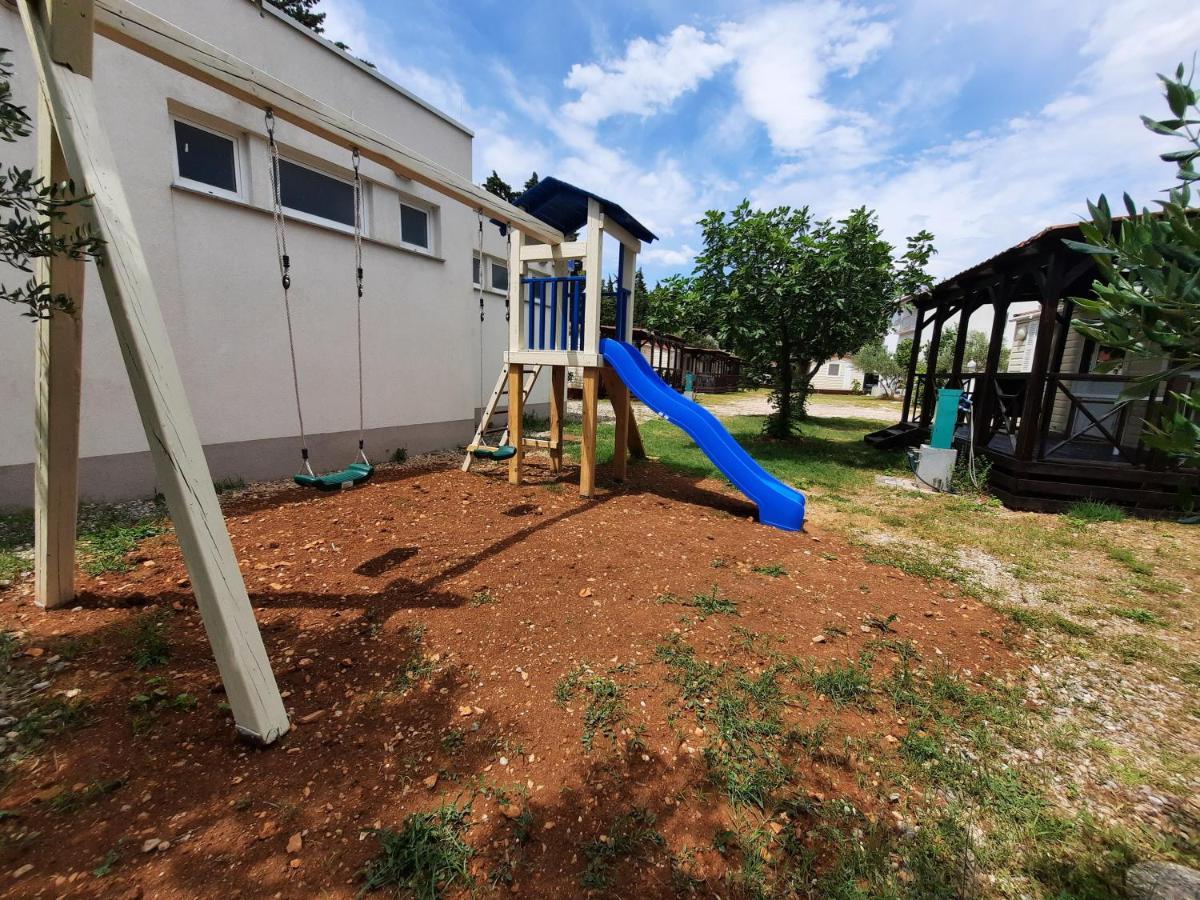 Kamp Rujno Hotel Stari Grad Kültér fotó