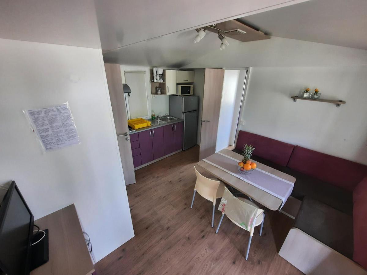 Kamp Rujno Hotel Stari Grad Kültér fotó