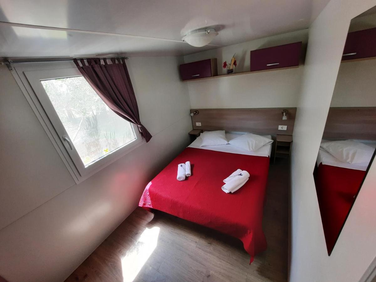 Kamp Rujno Hotel Stari Grad Kültér fotó