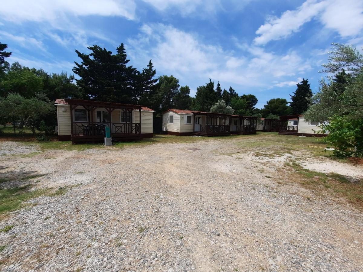 Kamp Rujno Hotel Stari Grad Kültér fotó