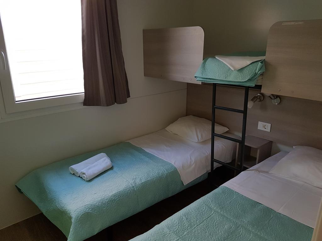 Kamp Rujno Hotel Stari Grad Kültér fotó