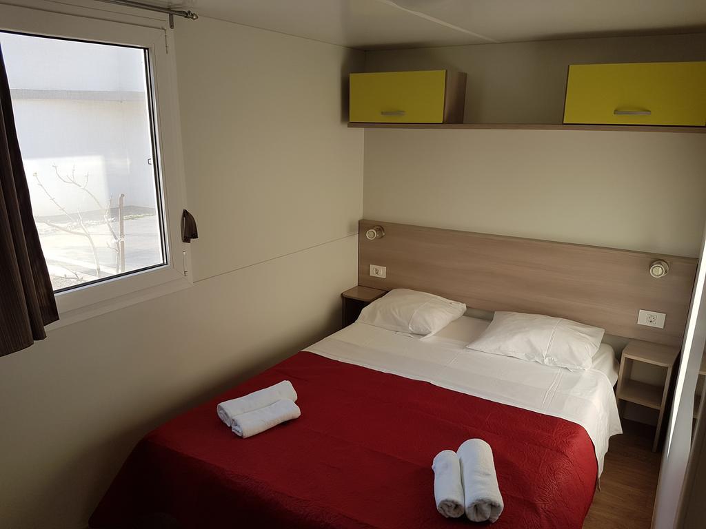 Kamp Rujno Hotel Stari Grad Kültér fotó